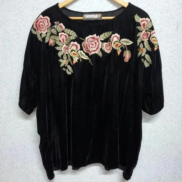 Vintage Collection Velvet Black with Embroidered Flowers - Picture 1 of 6